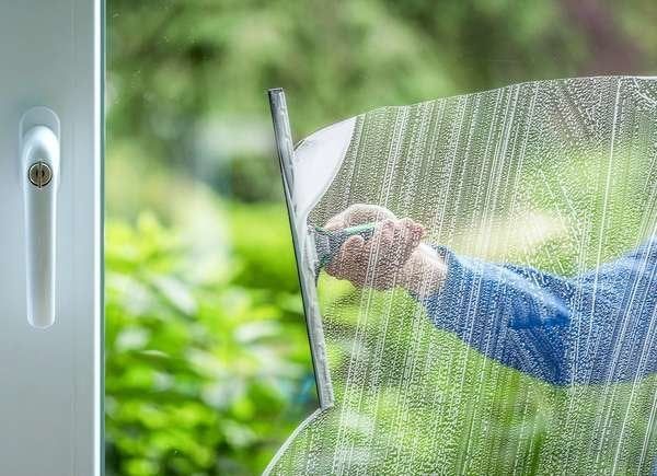 16 Tips for Your Cleanest Windows Ever